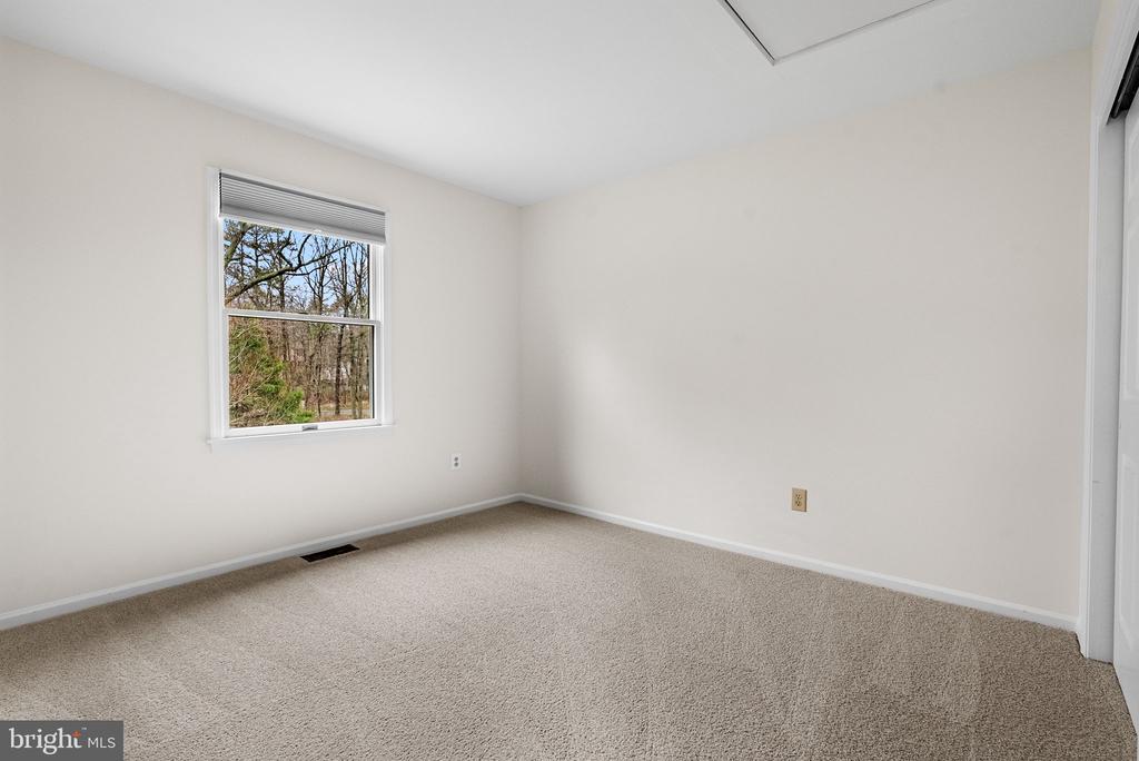 13 STONY CREEK COURT