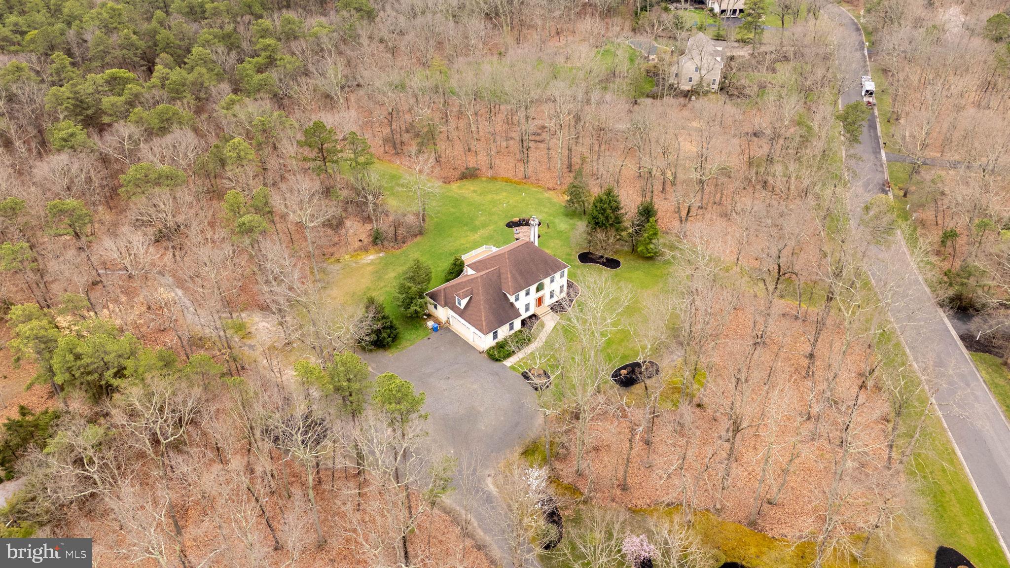 13 STONY CREEK COURT