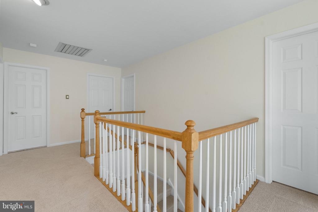 13 STONY CREEK COURT
