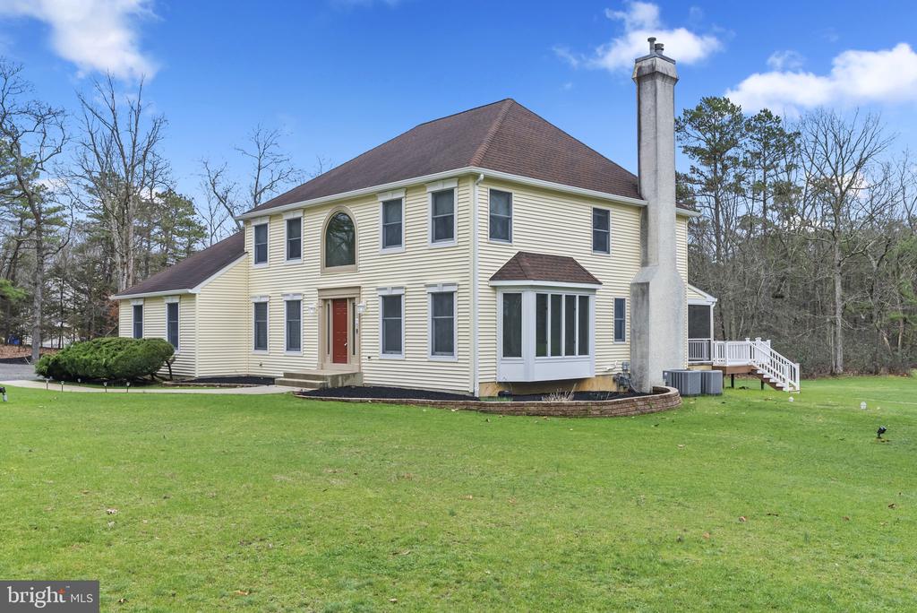 13 STONY CREEK COURT