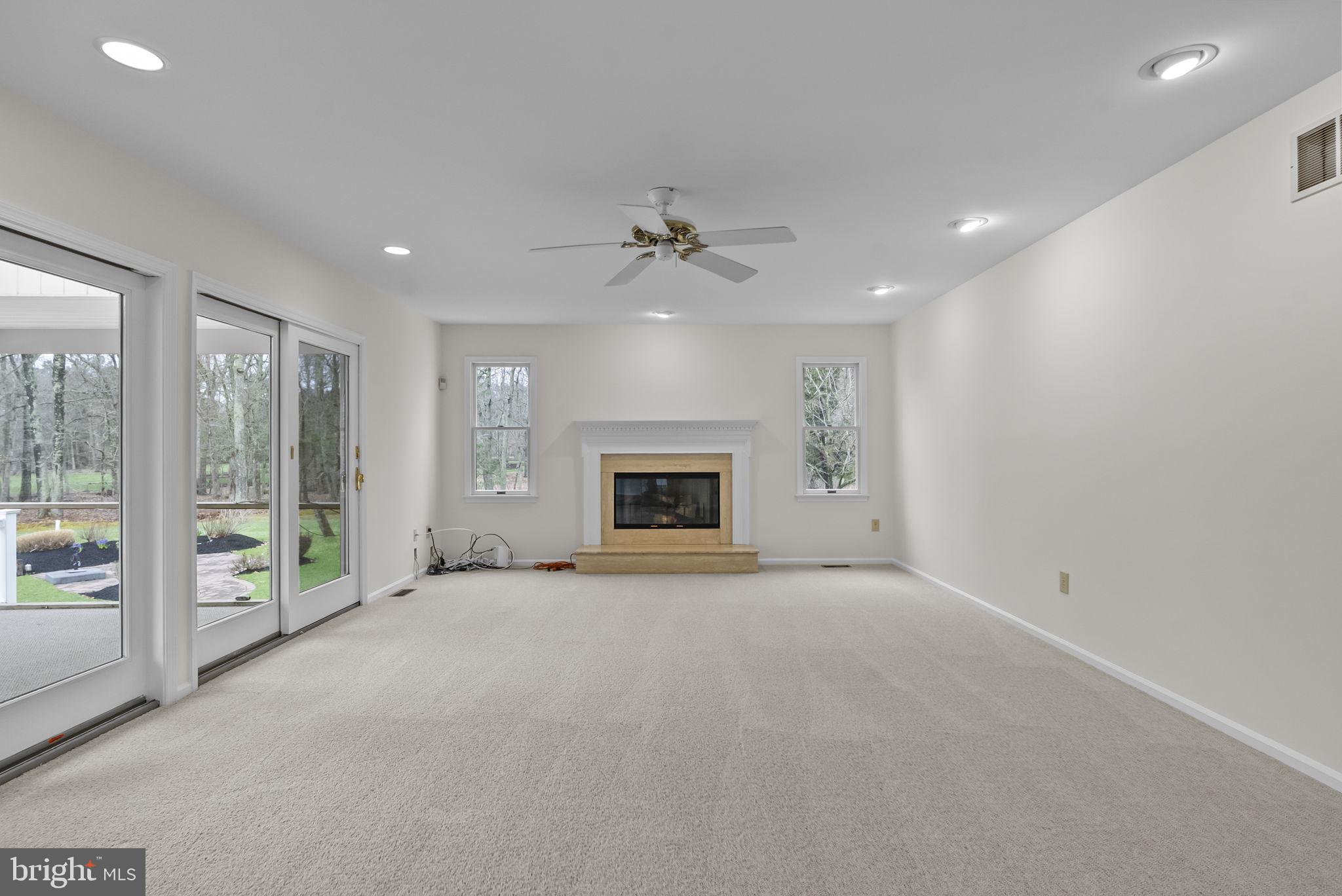 13 STONY CREEK COURT