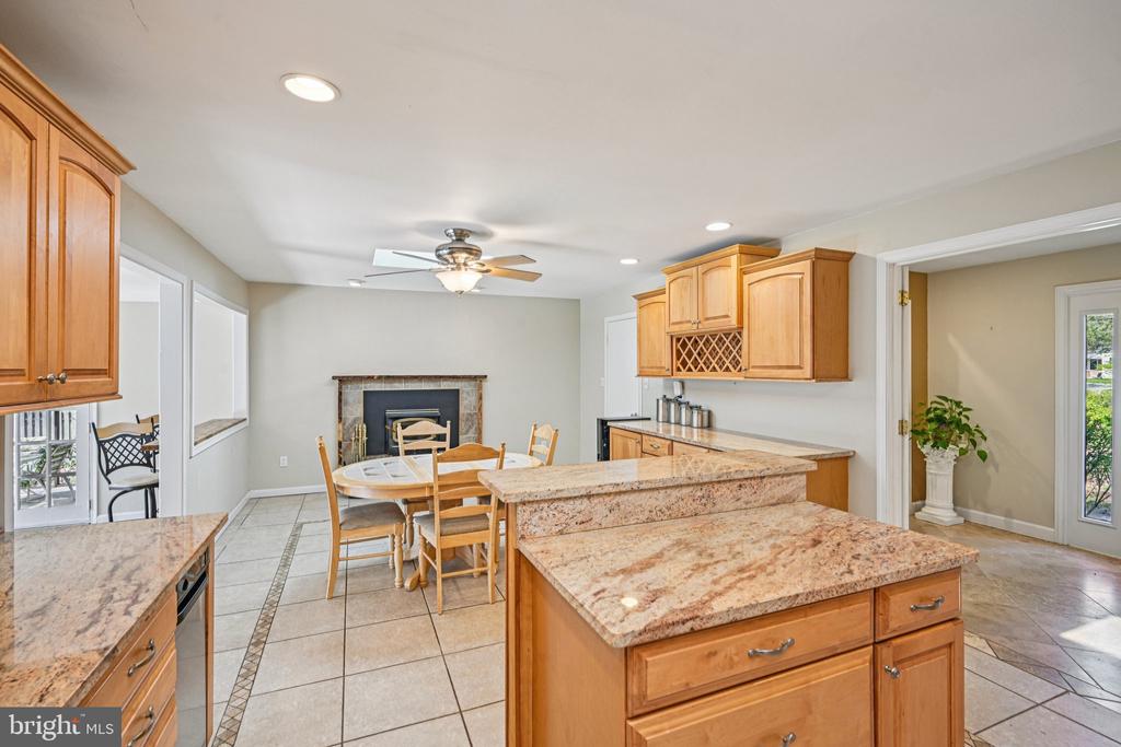 39 OAKWOOD DRIVE