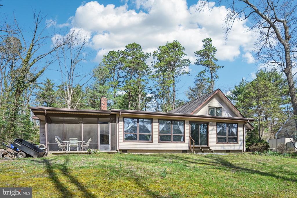 39 OAKWOOD DRIVE