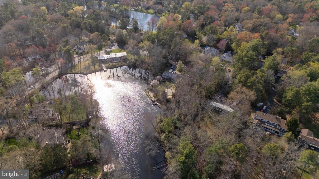 39 OAKWOOD DRIVE