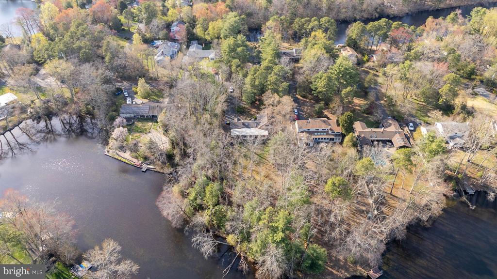 39 OAKWOOD DRIVE