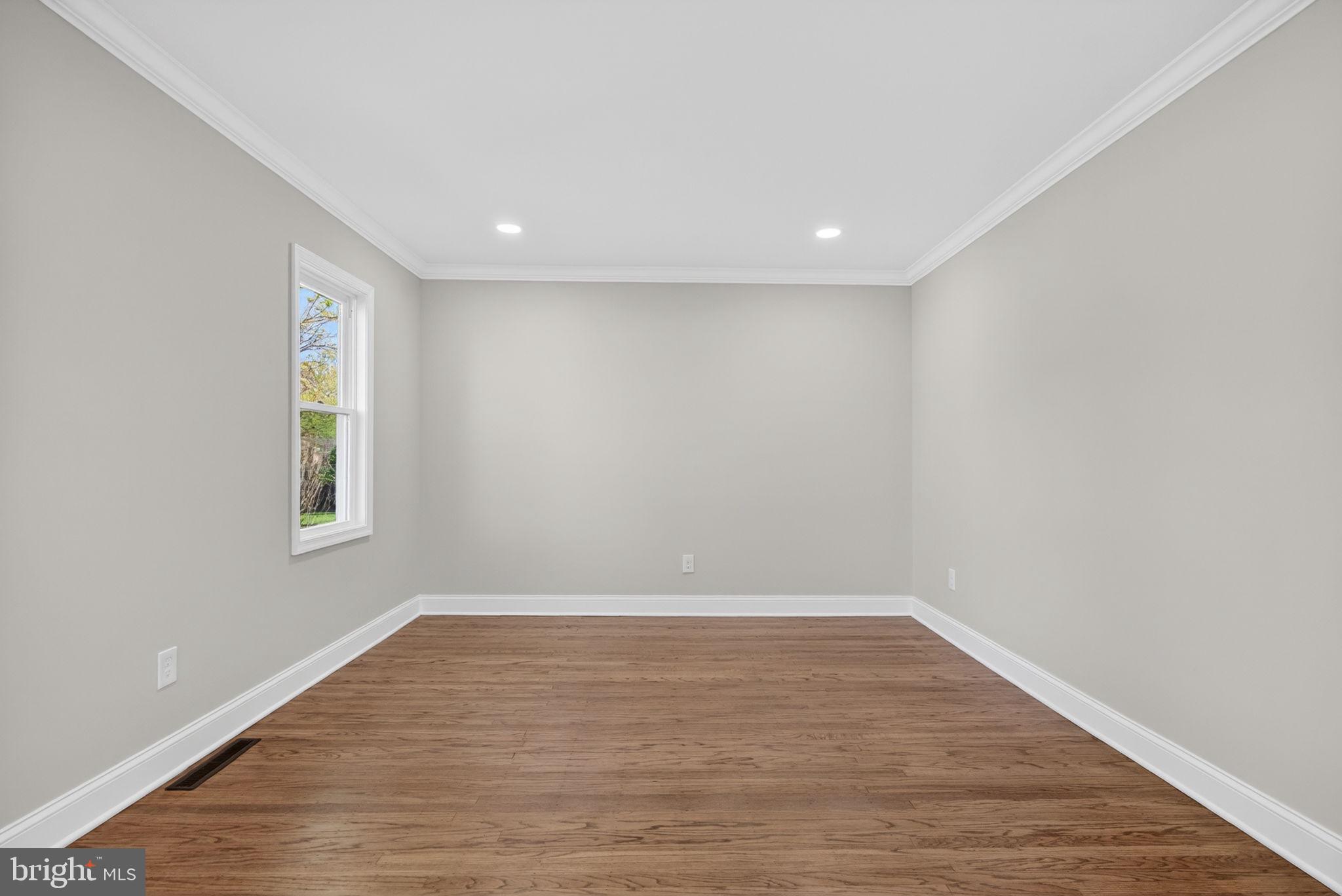 16 BRIARCLIFF ROAD