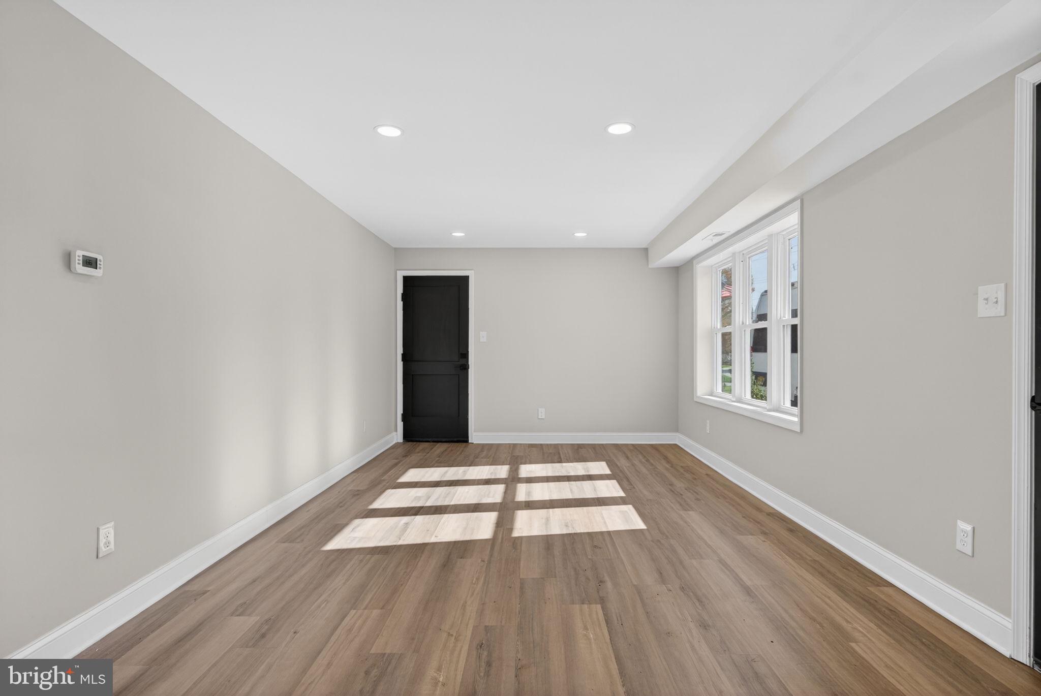 16 BRIARCLIFF ROAD