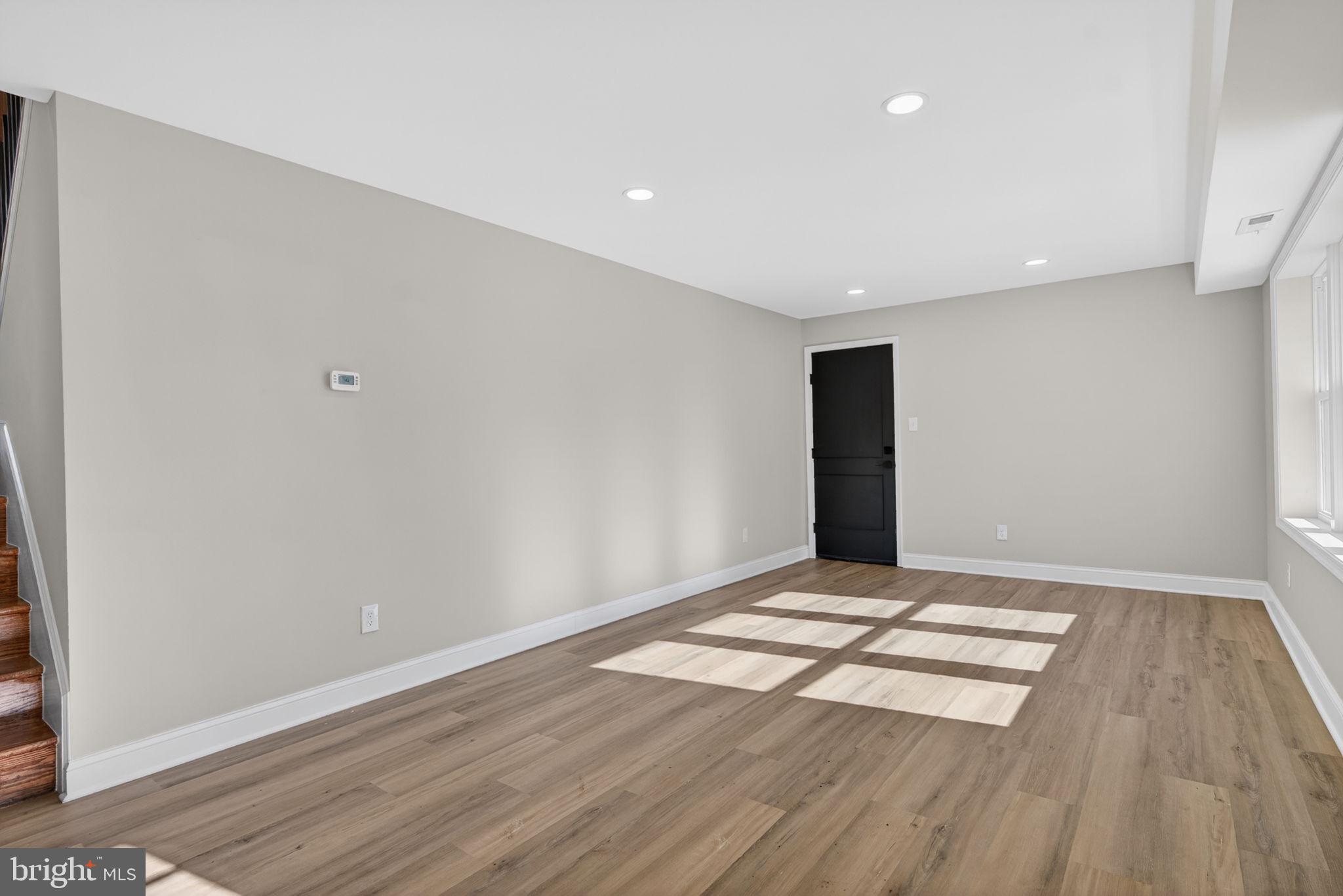16 BRIARCLIFF ROAD