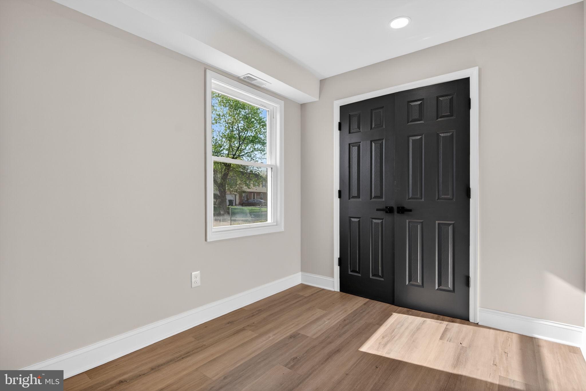 16 BRIARCLIFF ROAD