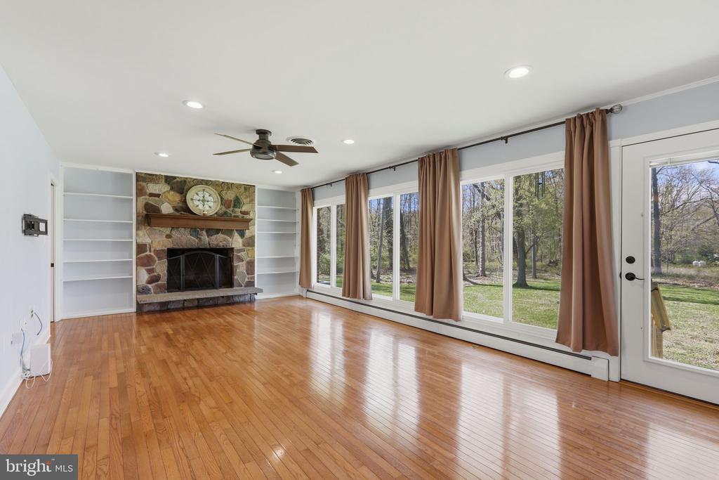 35 ORIOLE WAY