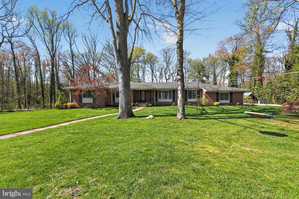 35 ORIOLE WAY