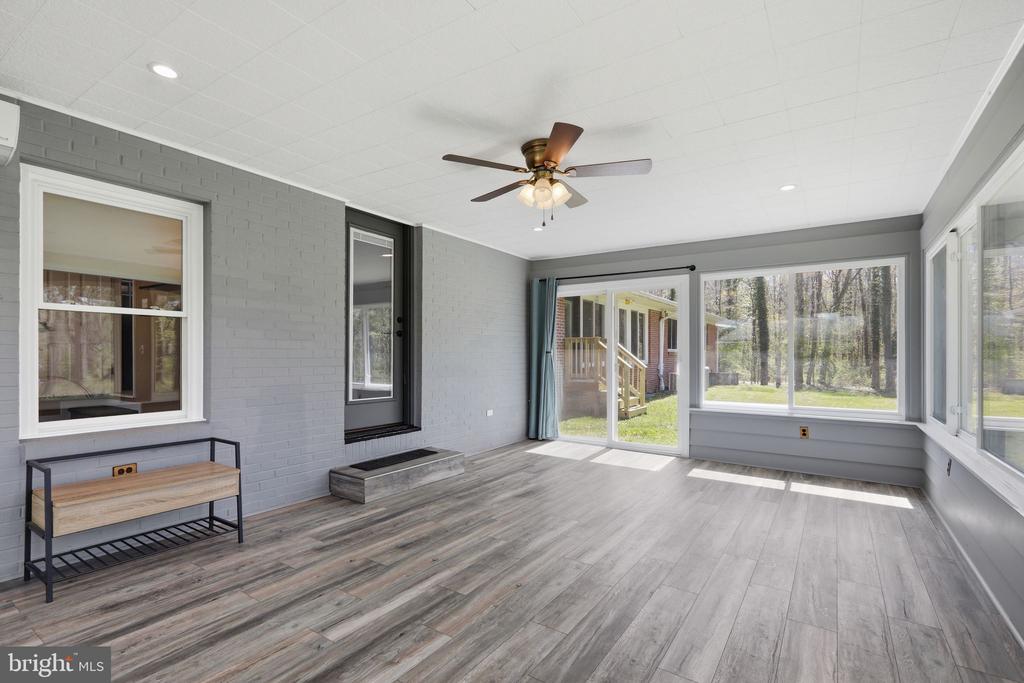 35 ORIOLE WAY