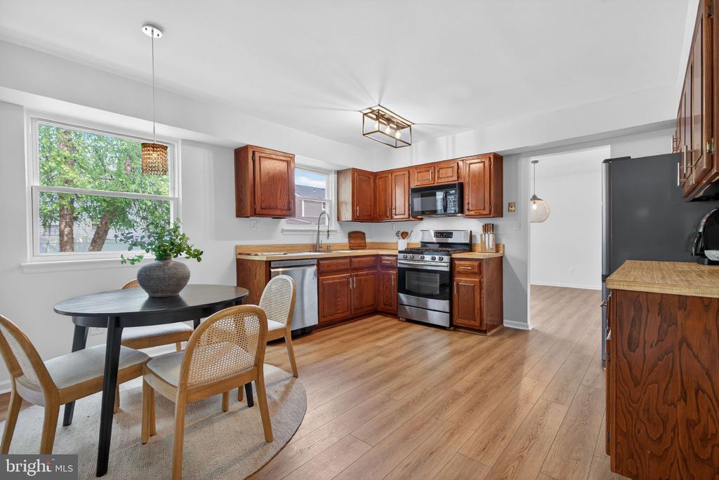18 MIDWOOD ROAD