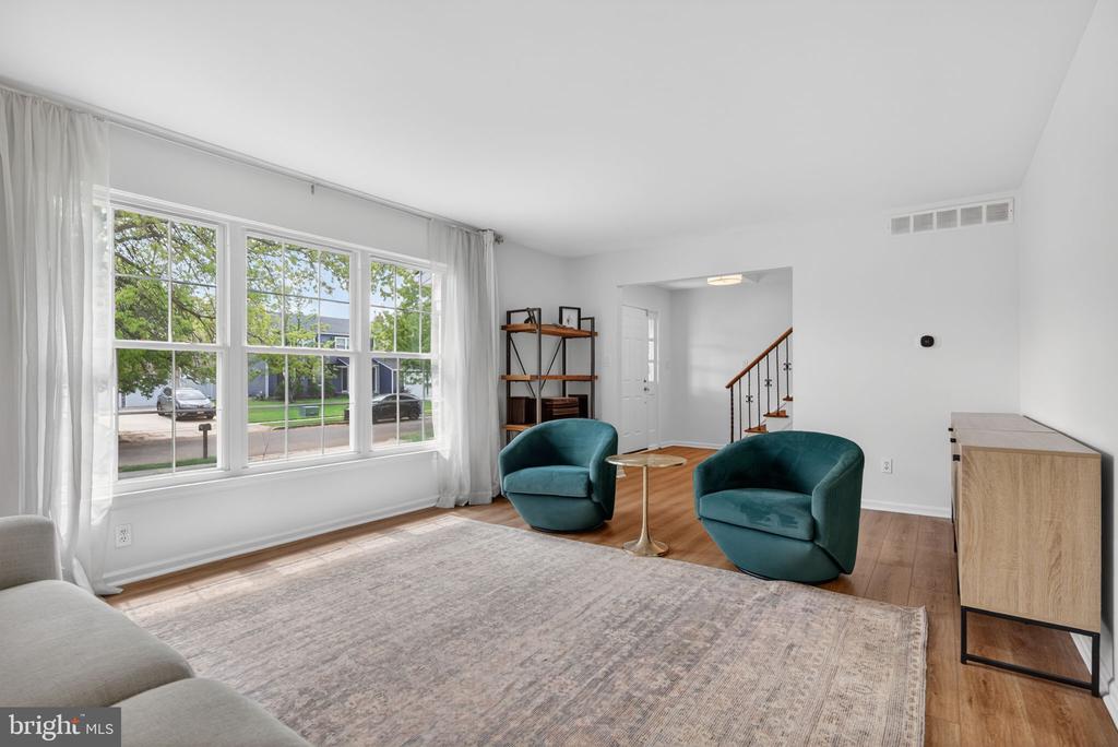 18 MIDWOOD ROAD