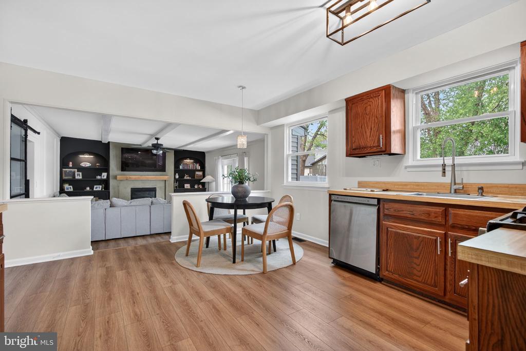 18 MIDWOOD ROAD
