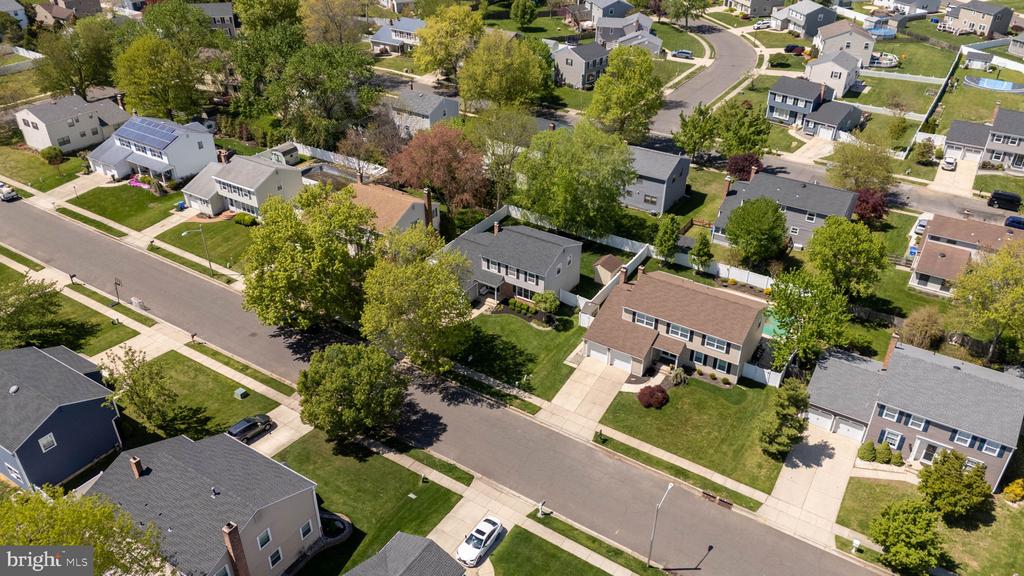 18 MIDWOOD ROAD