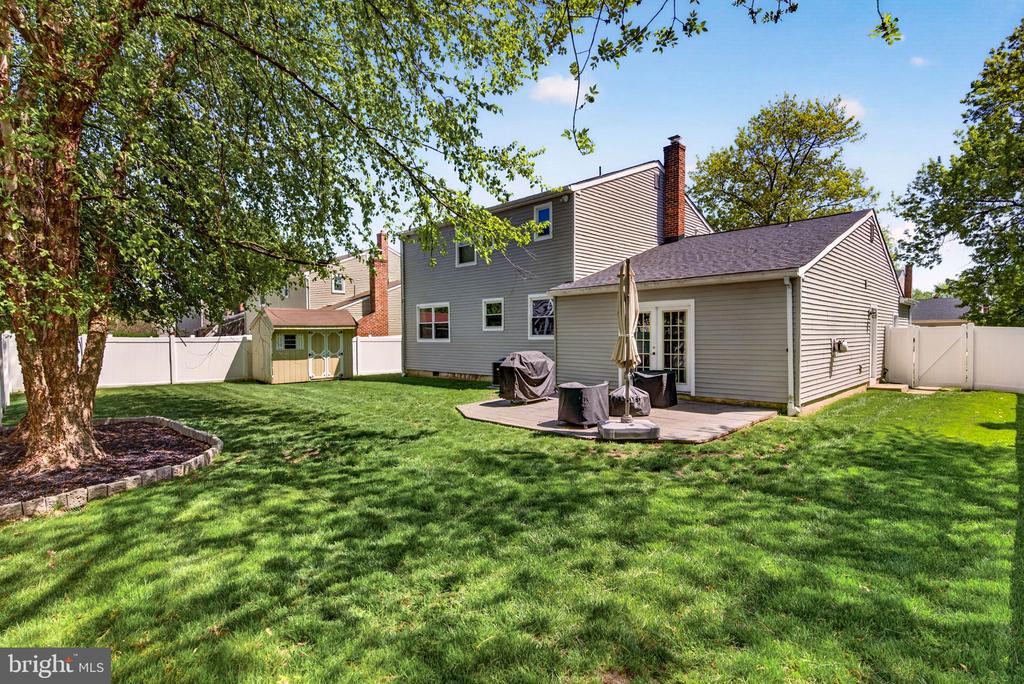 18 MIDWOOD ROAD