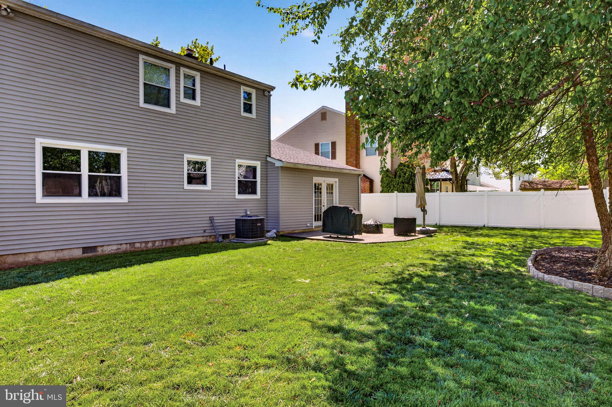 18 MIDWOOD ROAD