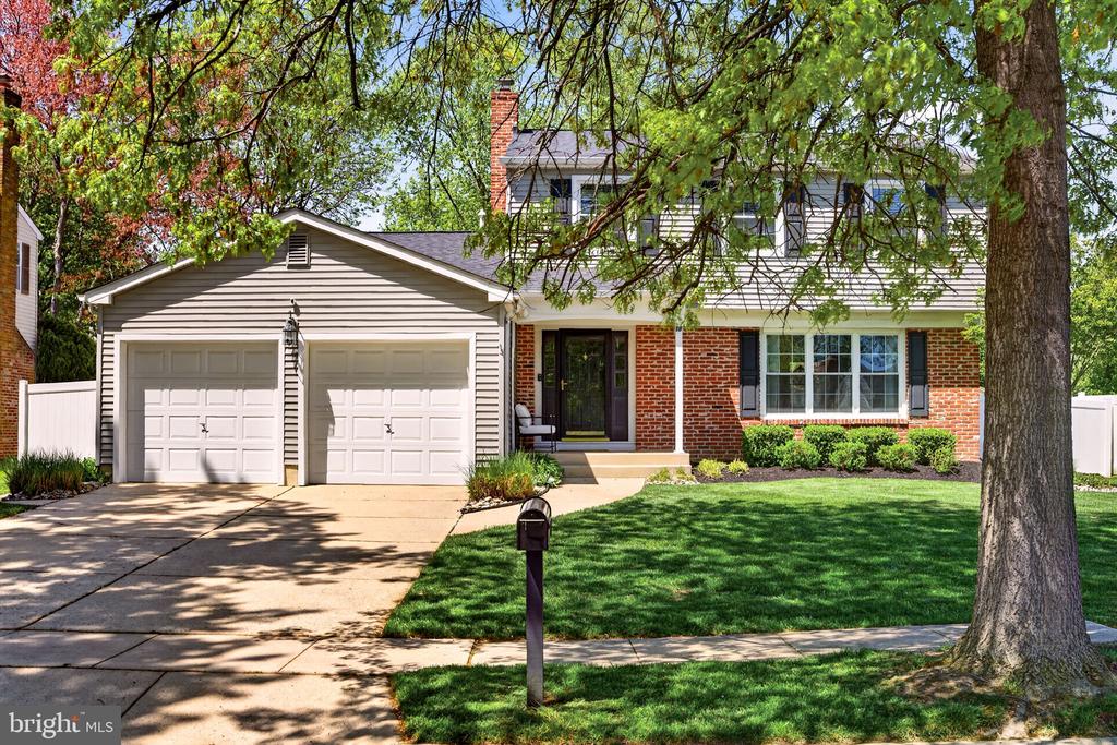 18 MIDWOOD ROAD