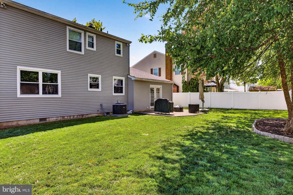 18 MIDWOOD ROAD