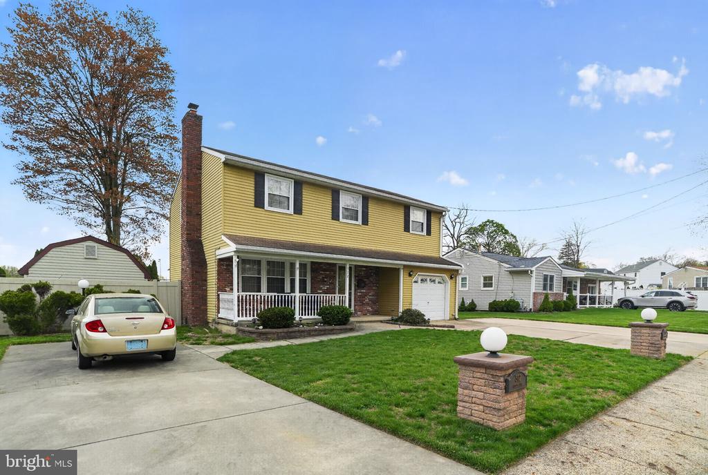 372 CUTLER AVENUE