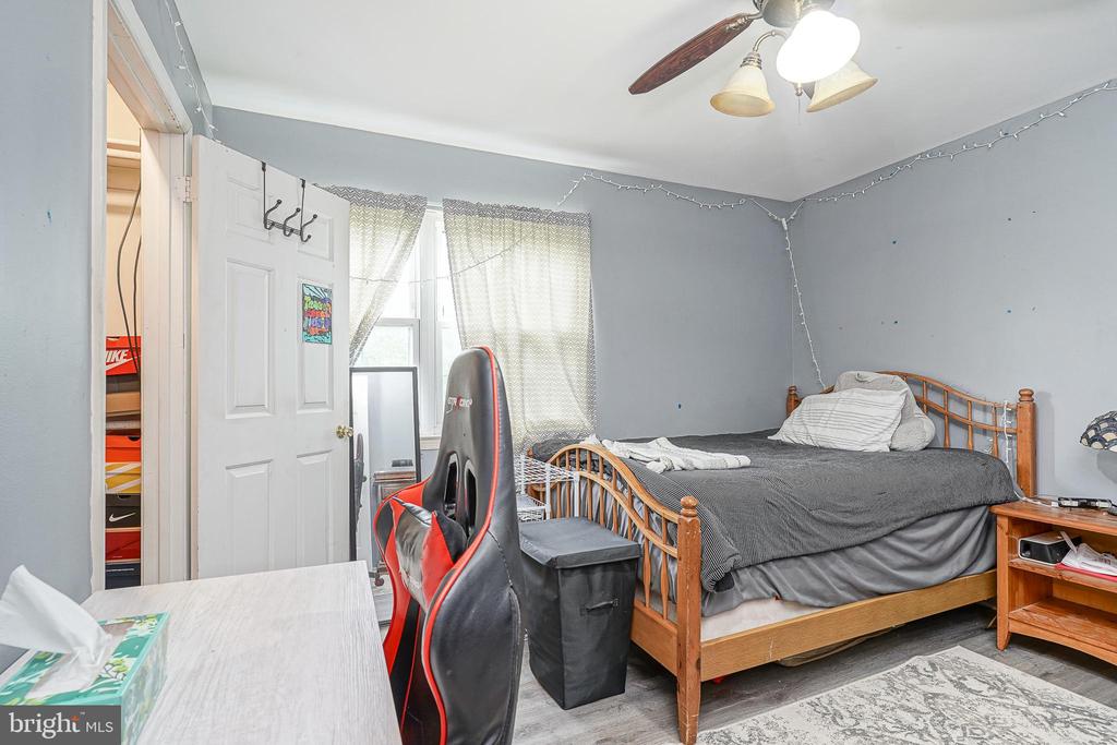 514 MEADOW COURT