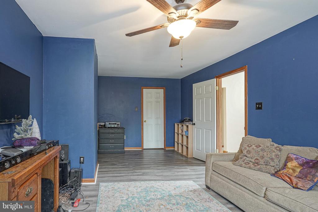 514 MEADOW COURT