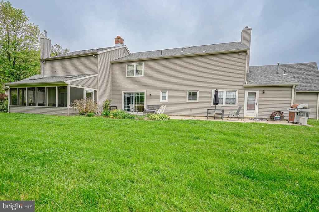 514 MEADOW COURT