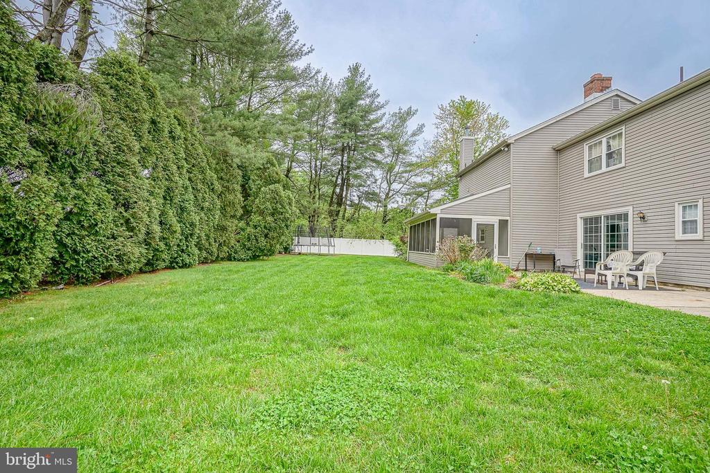 514 MEADOW COURT