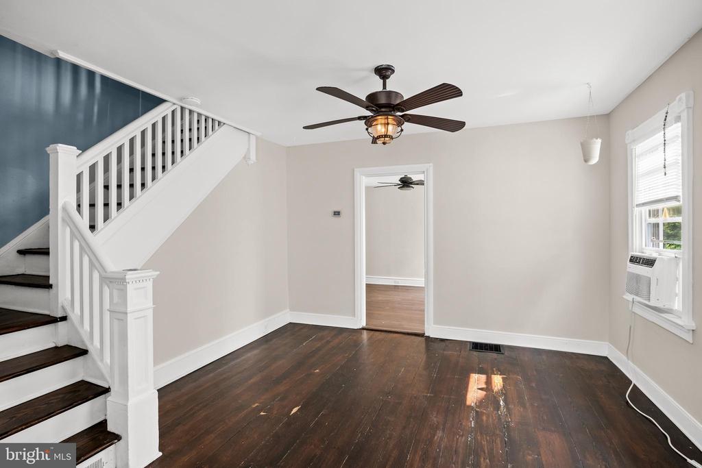 36 BRAINERD ST