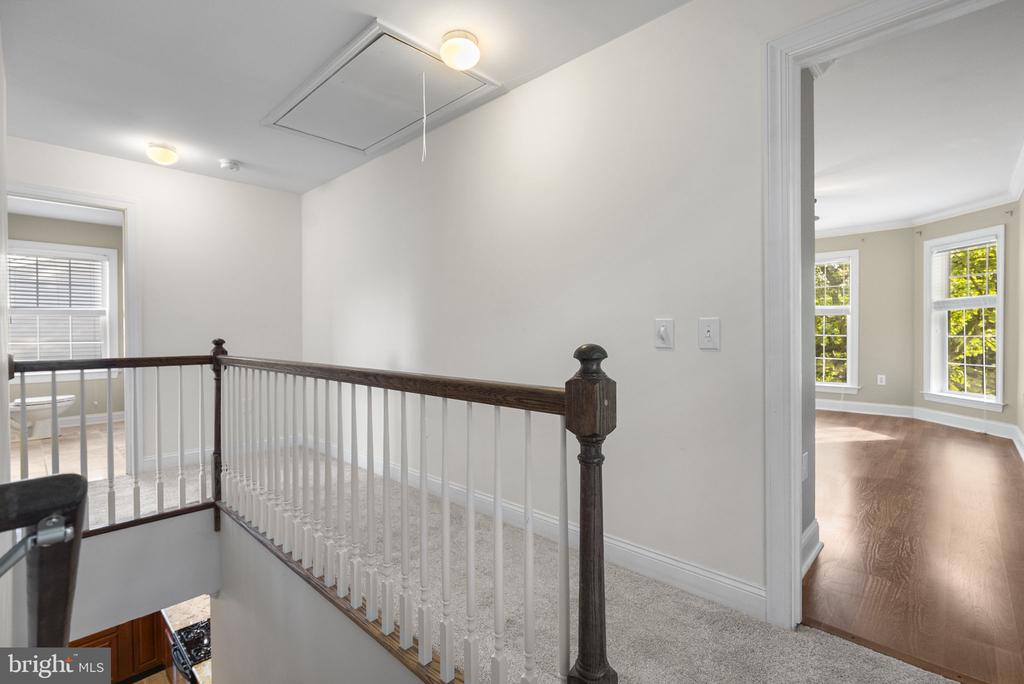 401 FARNSWORTH AVENUE