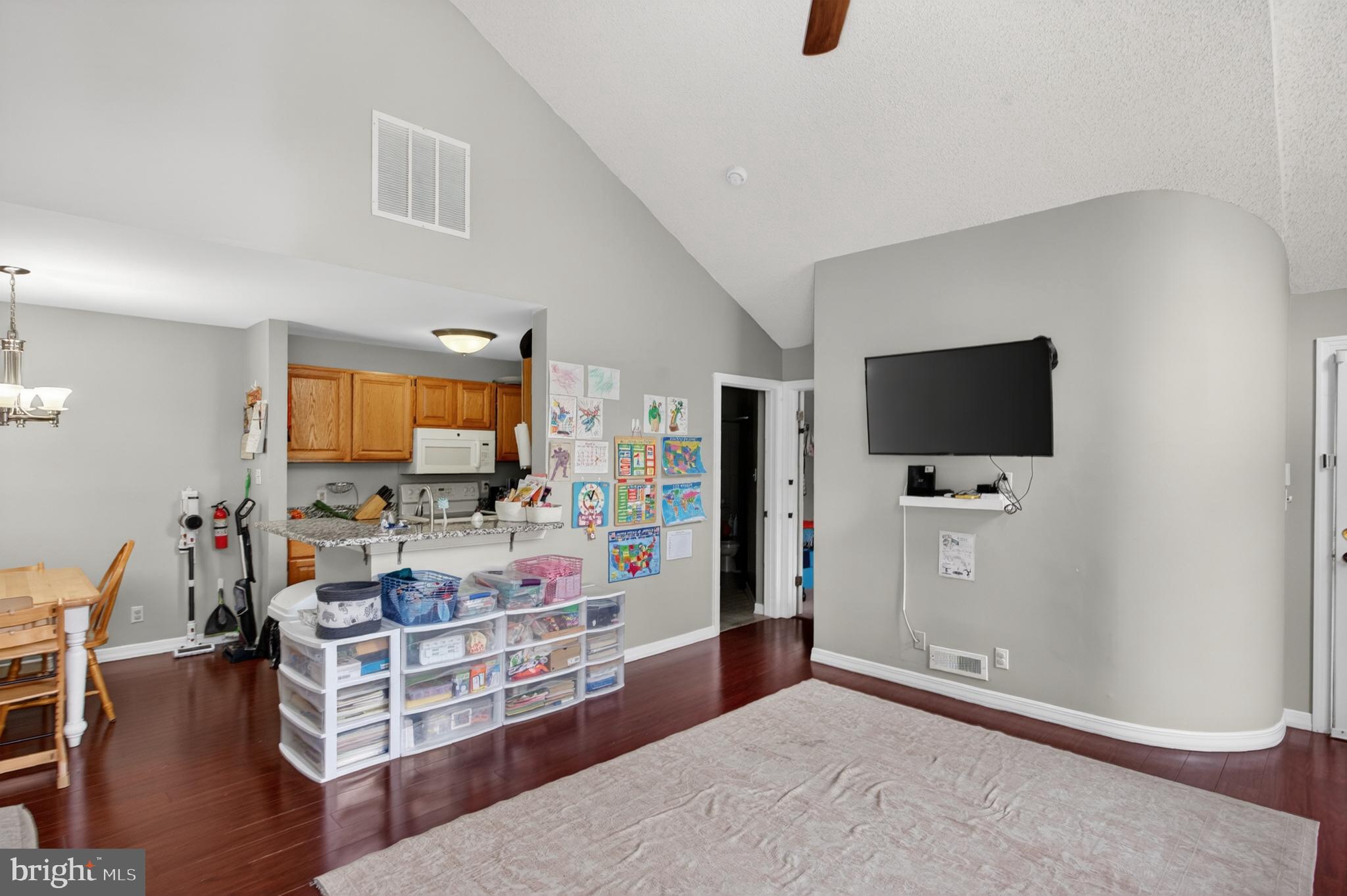 1105 AUGUSTA CIRCLE