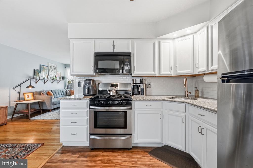 600 8TH STREET