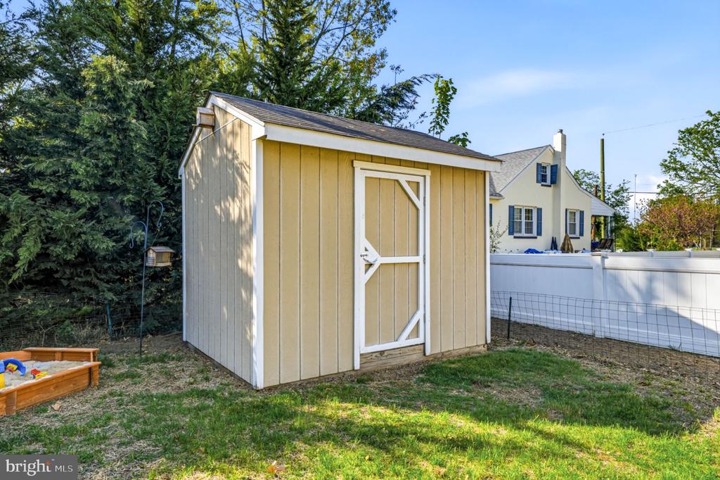 600 8TH STREET