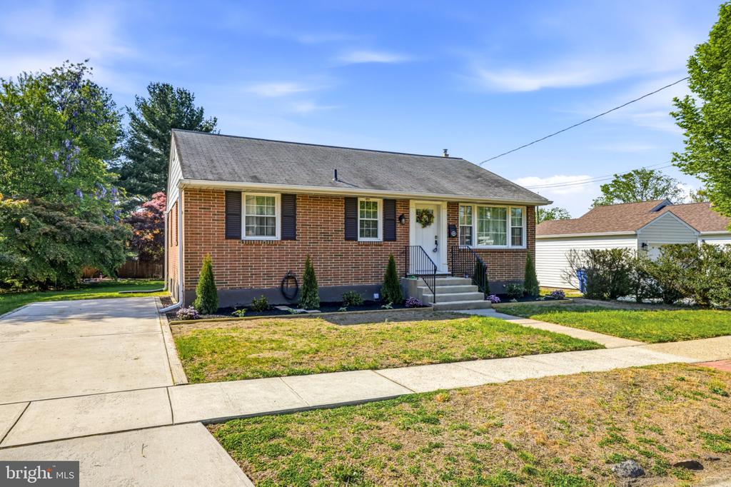 600 8TH STREET