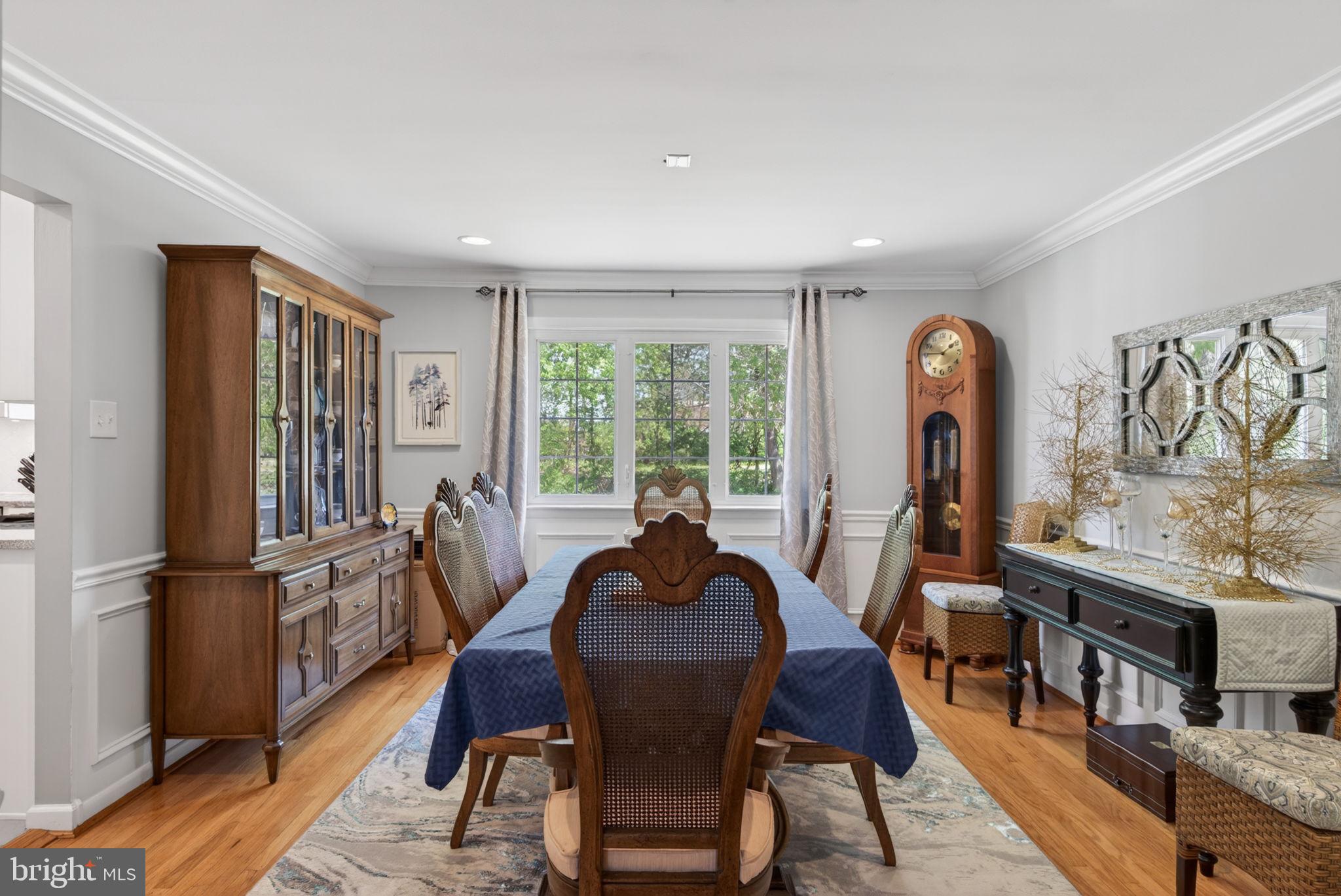 33 ERINDALE DRIVE