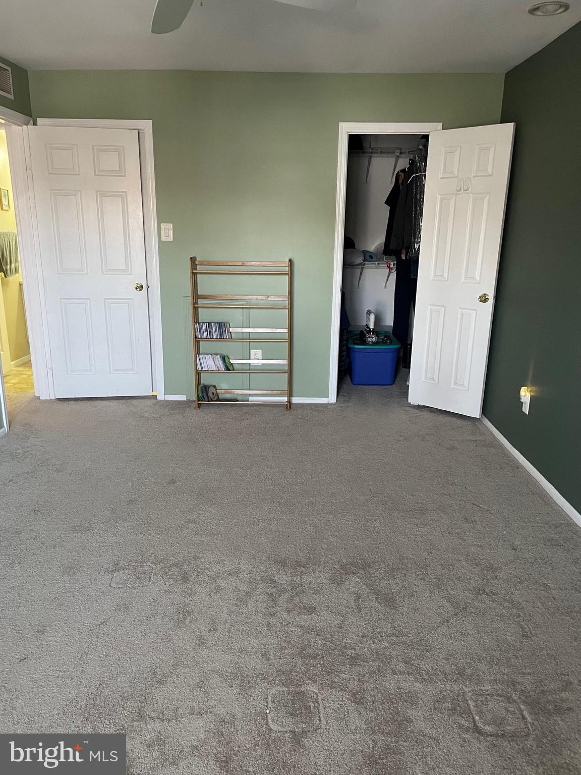 3302 RAMSBURY COURT B