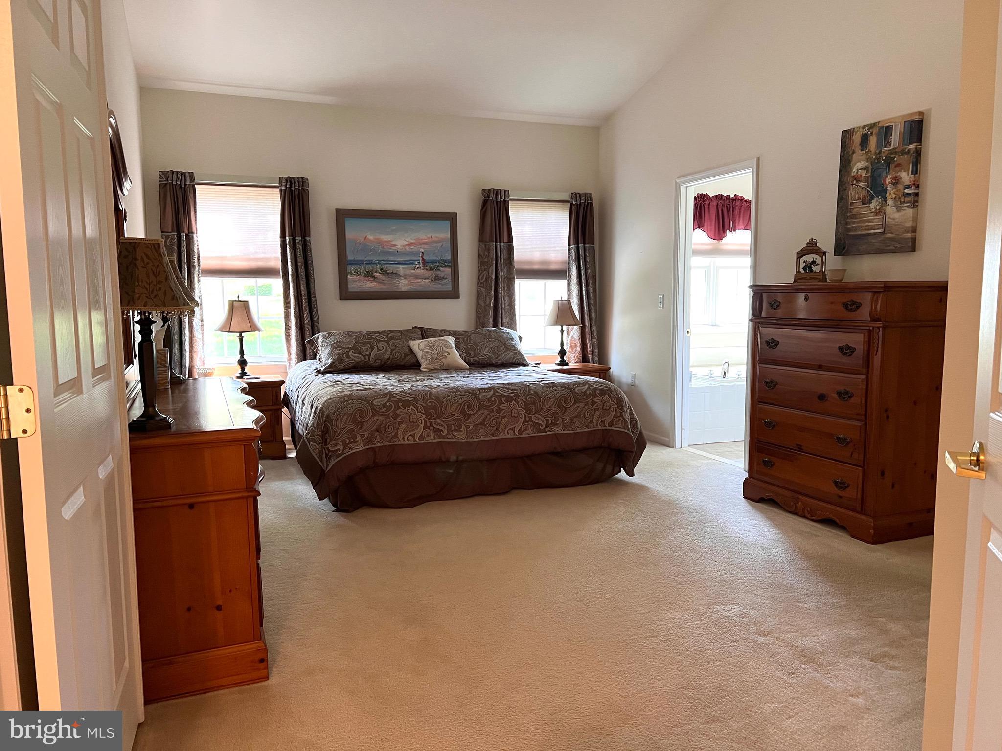 52 RIDGWAY DRIVE
