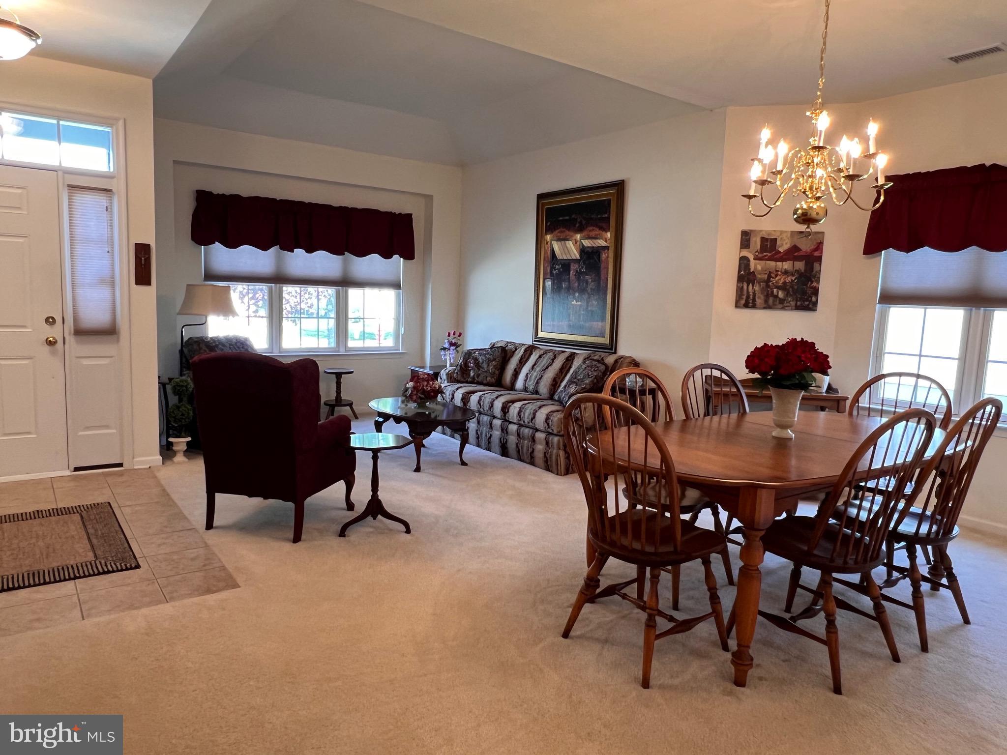 52 RIDGWAY DRIVE