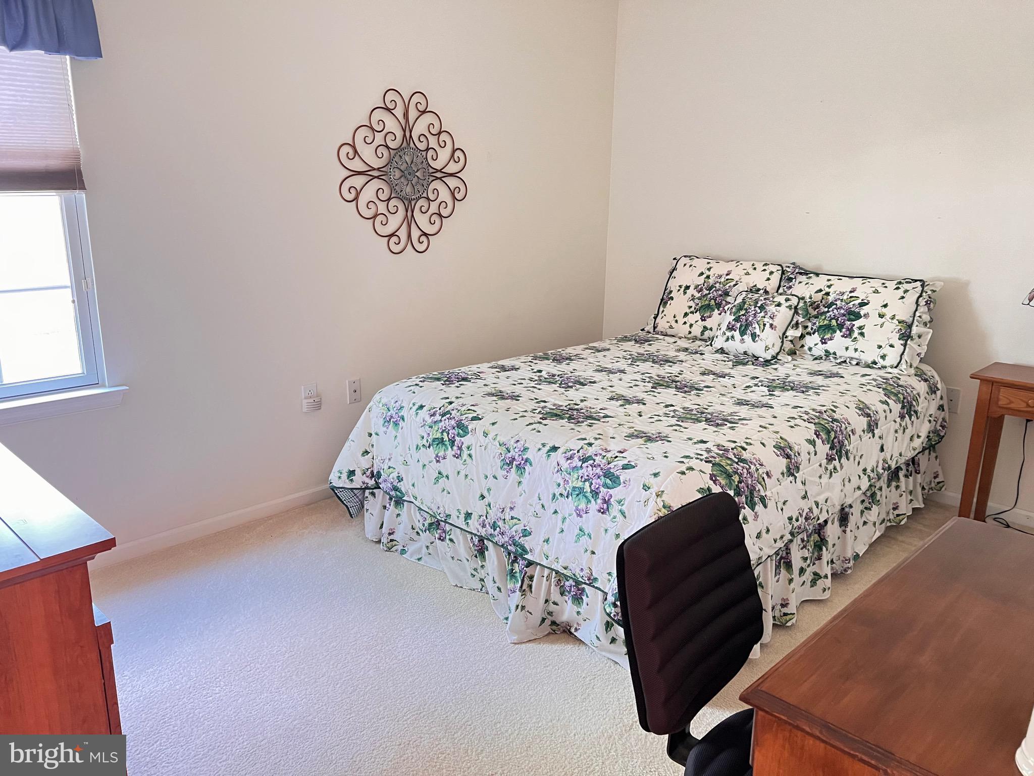52 RIDGWAY DRIVE