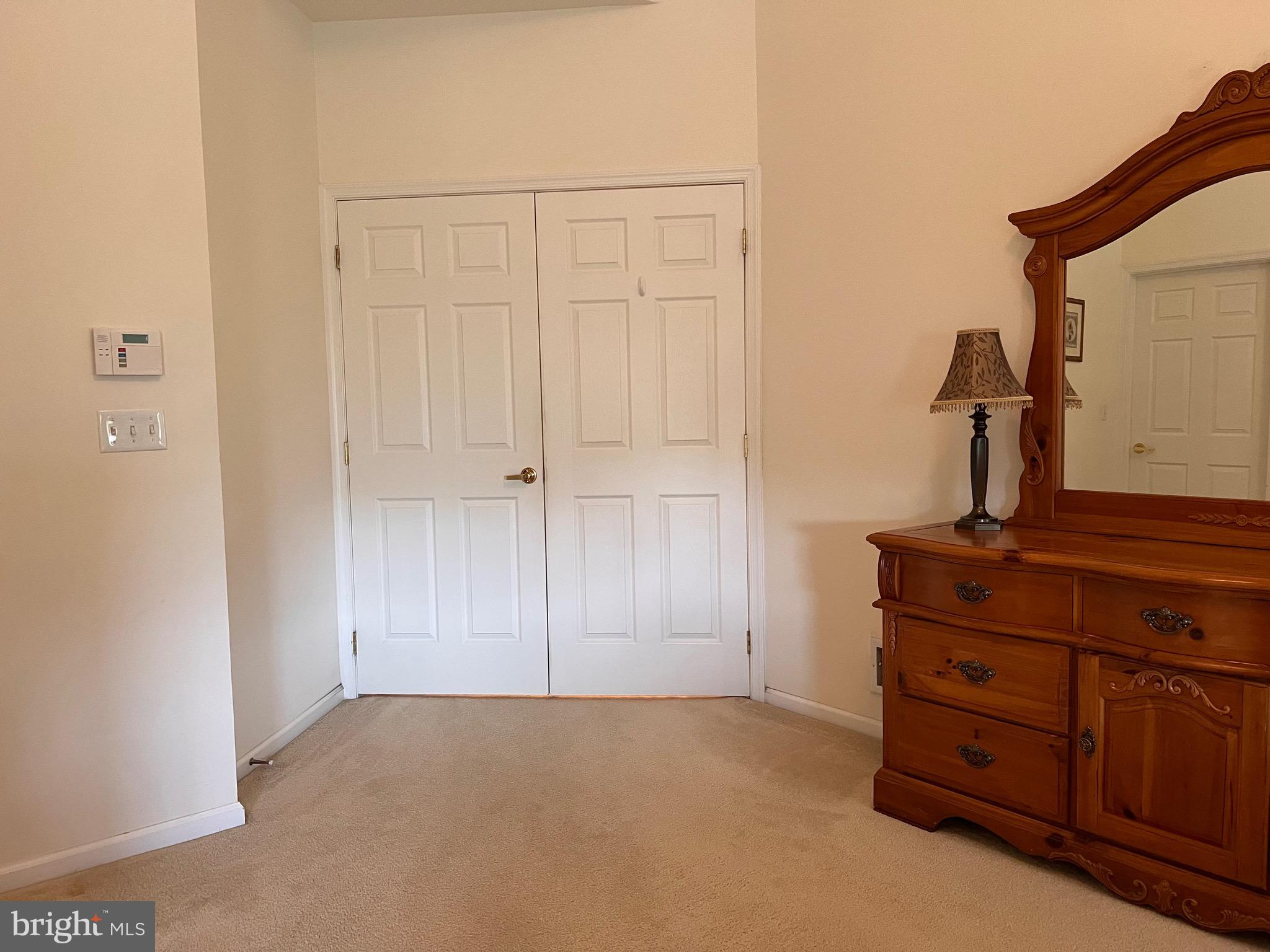 52 RIDGWAY DRIVE