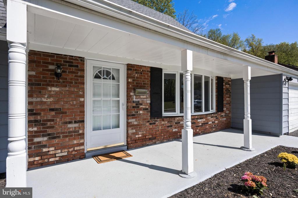 114 EASTBROOK LANE