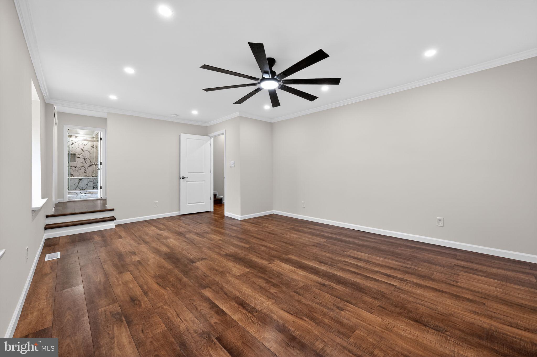 14 GREENTREE DRIVE
