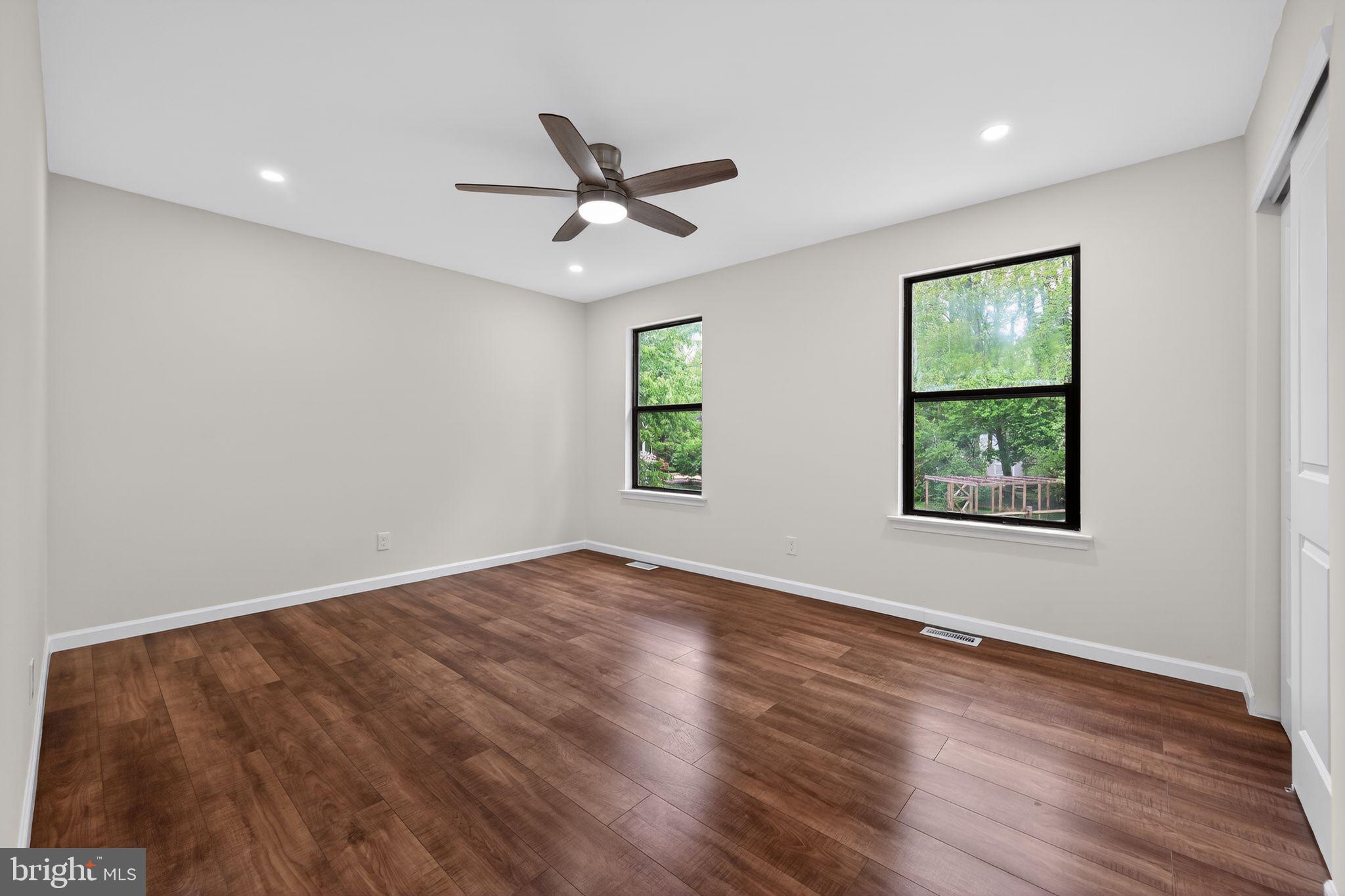 14 GREENTREE DRIVE