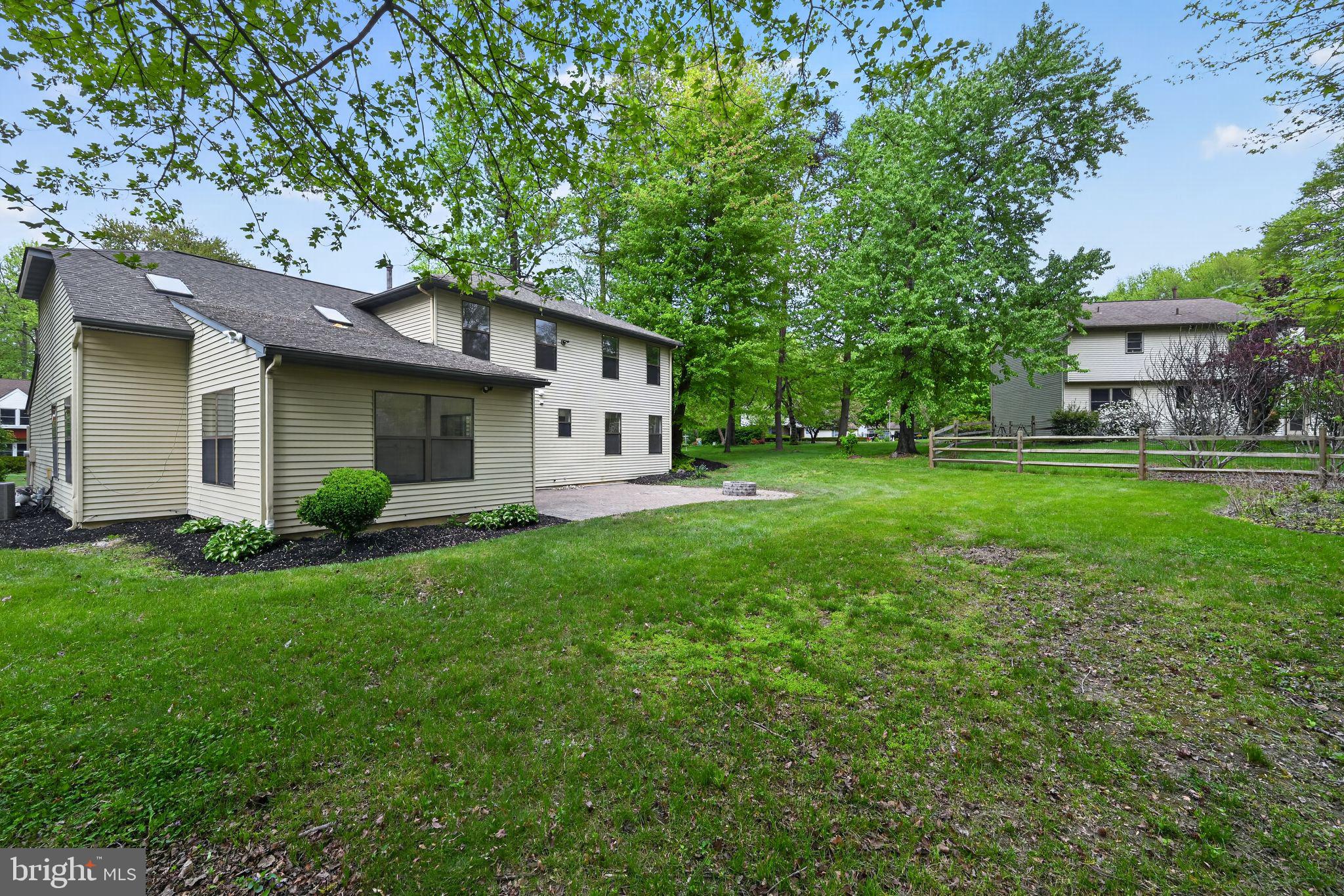 14 GREENTREE DRIVE