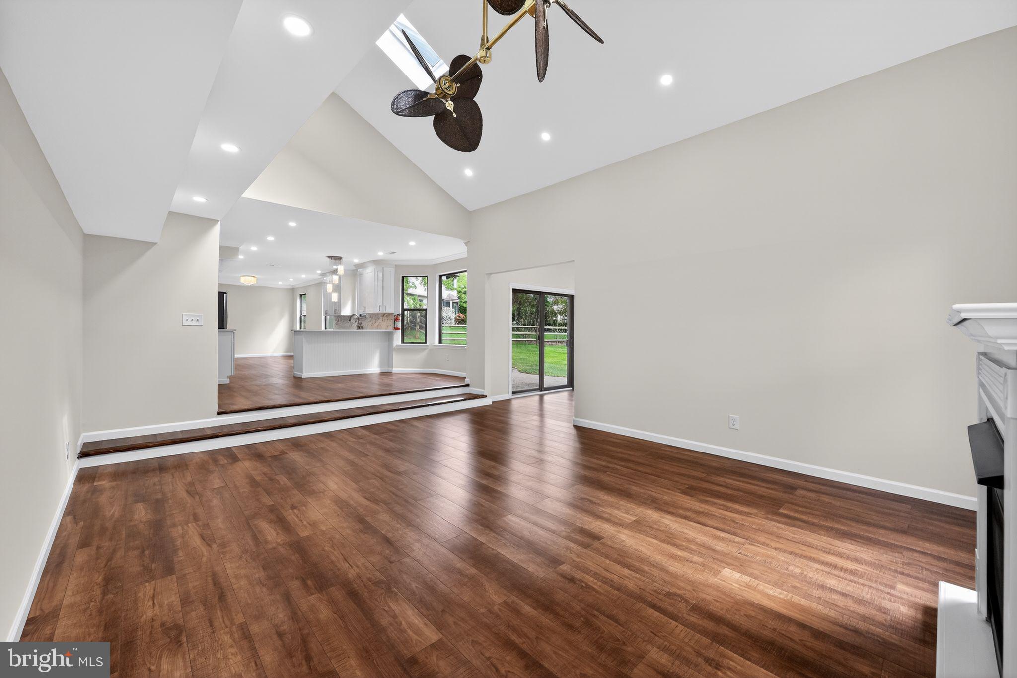 14 GREENTREE DRIVE