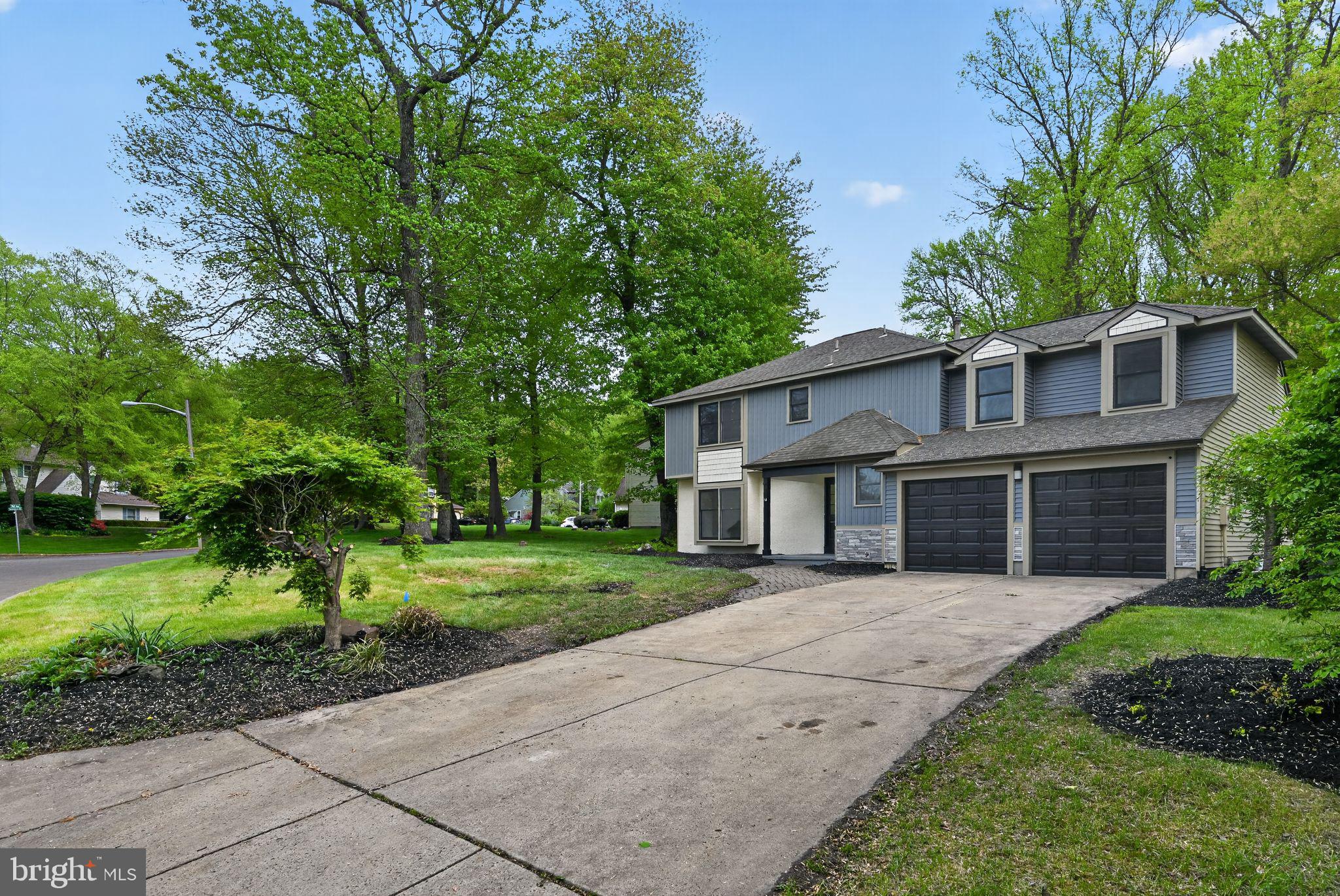 14 GREENTREE DRIVE