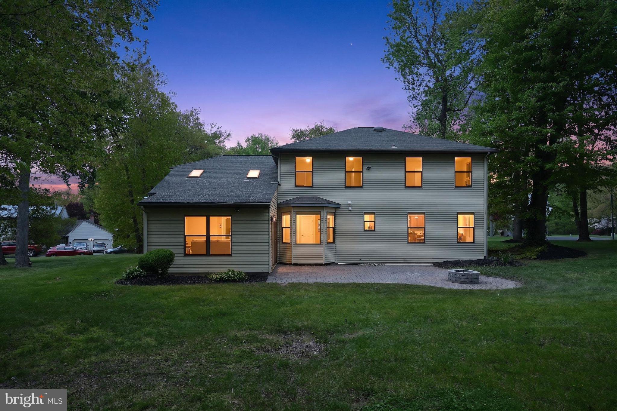 14 GREENTREE DRIVE
