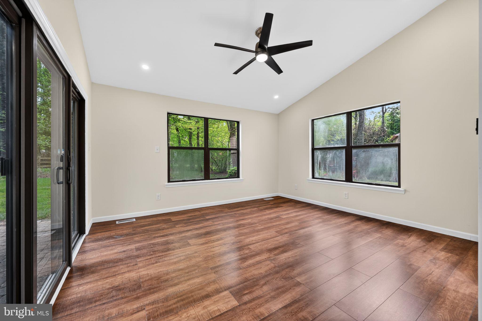 14 GREENTREE DRIVE