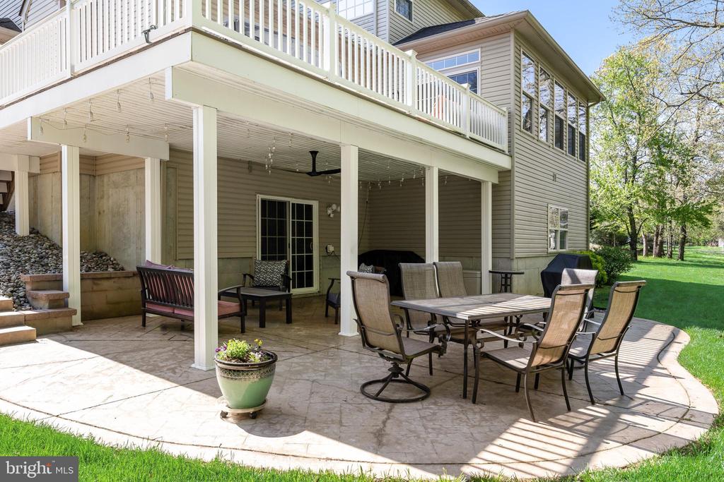 8 MELODIE COURT